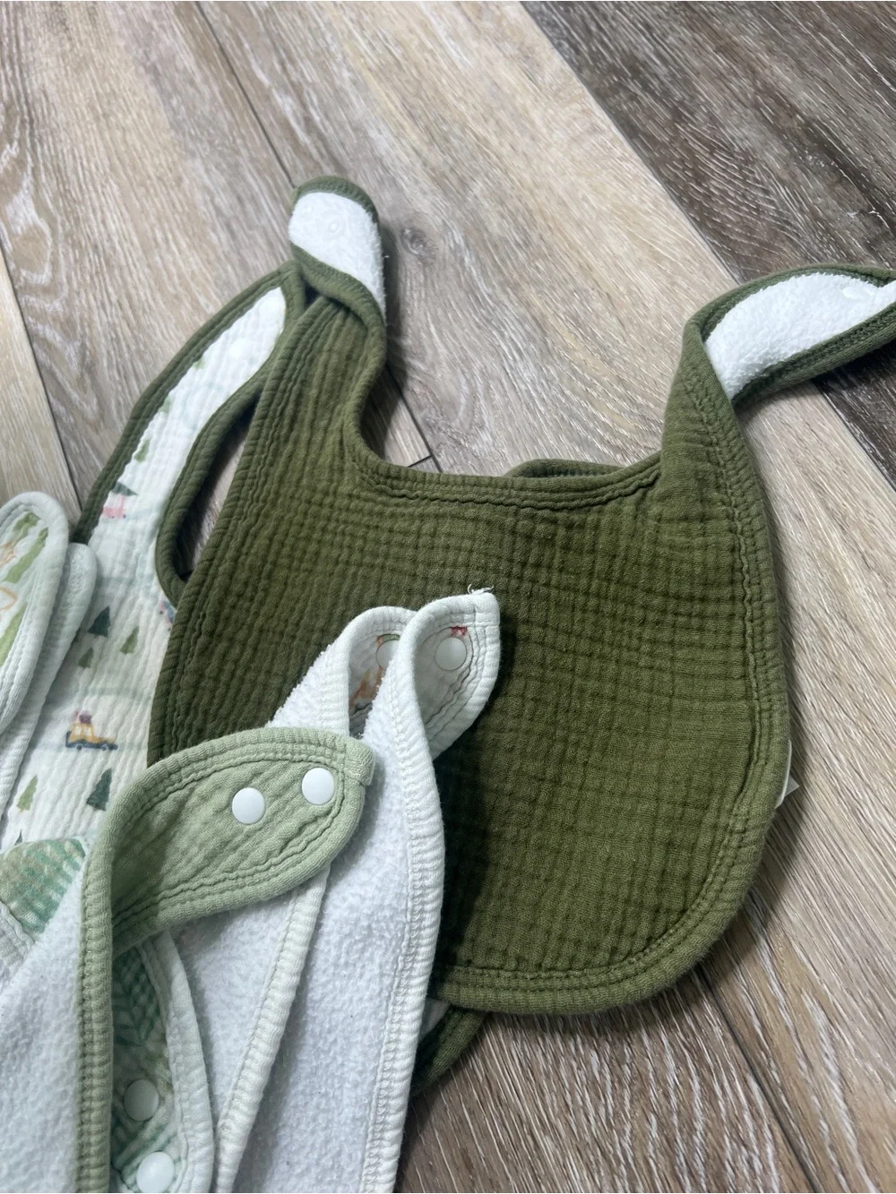 bloom Baby Bibs Set 8